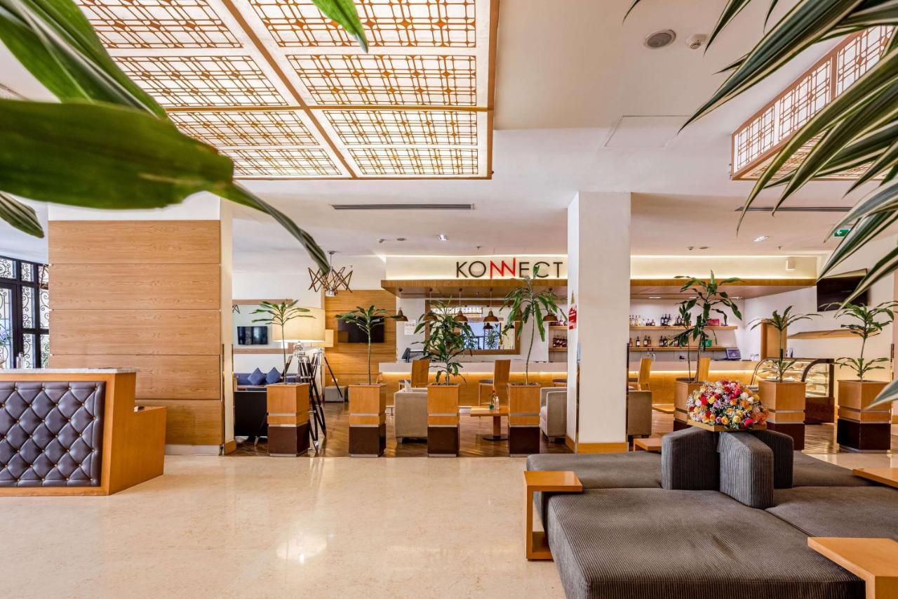 Ramada Addis, Addis Ababa Hotel Екстериор снимка